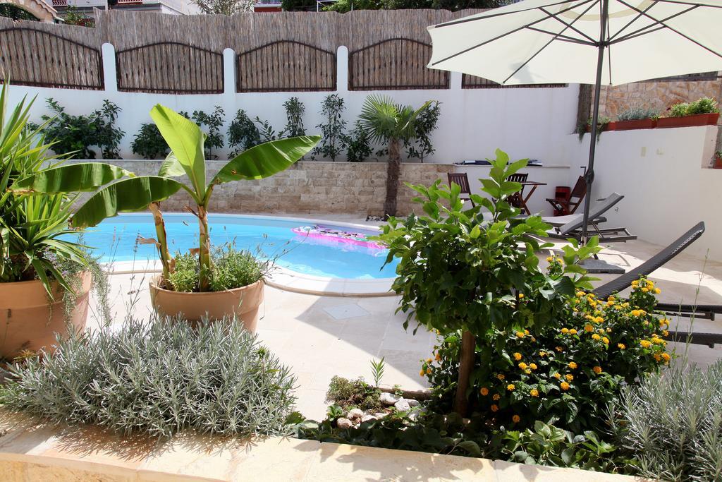 Apartments Sakal Trogir Eksteriør billede